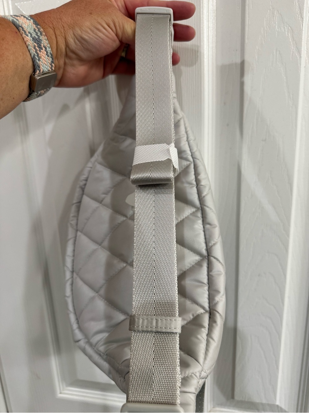 Vera Bradley Quilted Light Gray Belt Bag - Picture 4 of 7